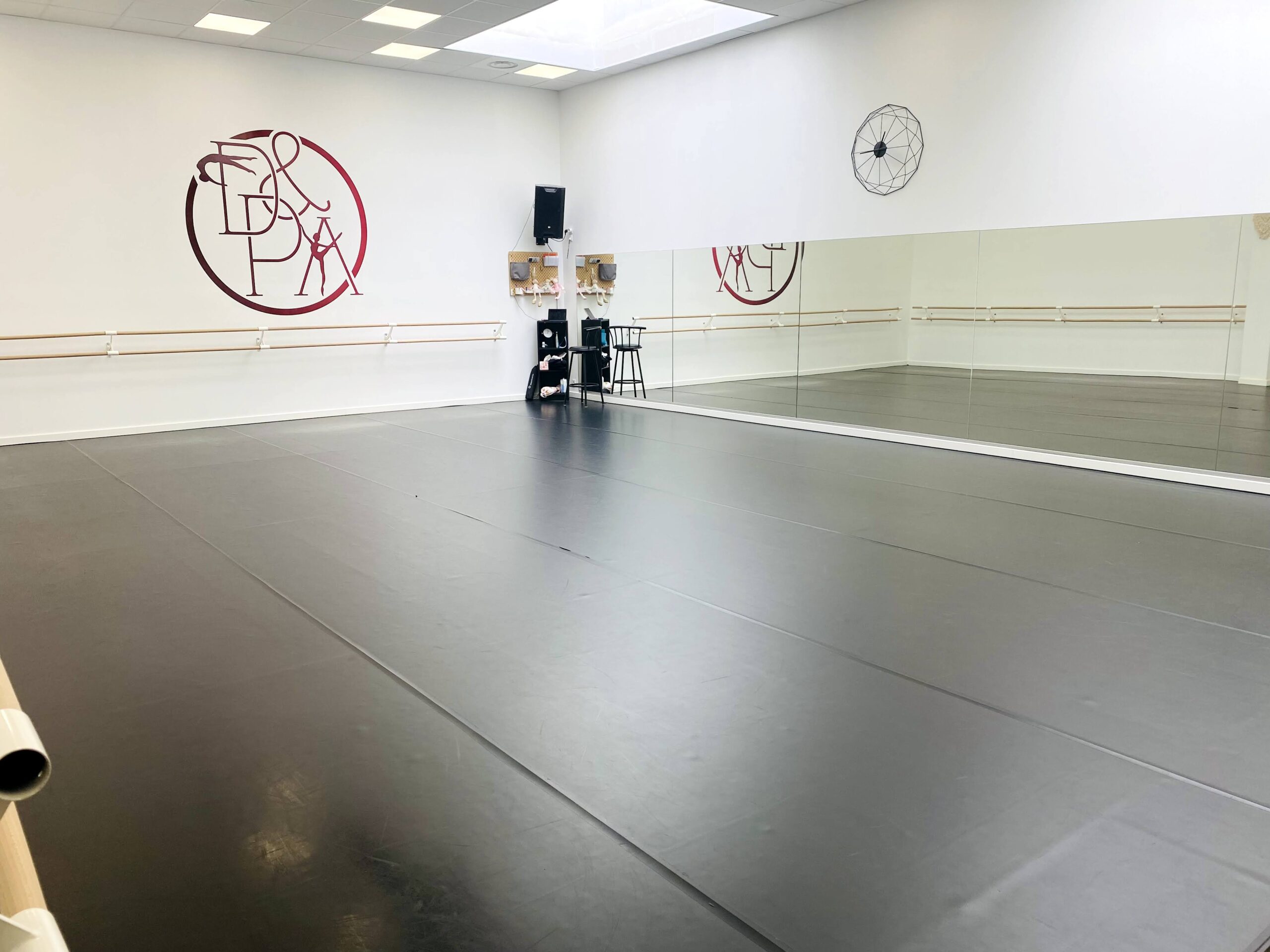 Salle de danse de Danse & Pole Atelier à Saint-Priest